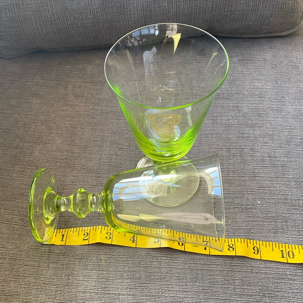 2 Retro Vintage Inspired Lime Green Glass Water Iced Tea Goblet - Picture 8 of 8
